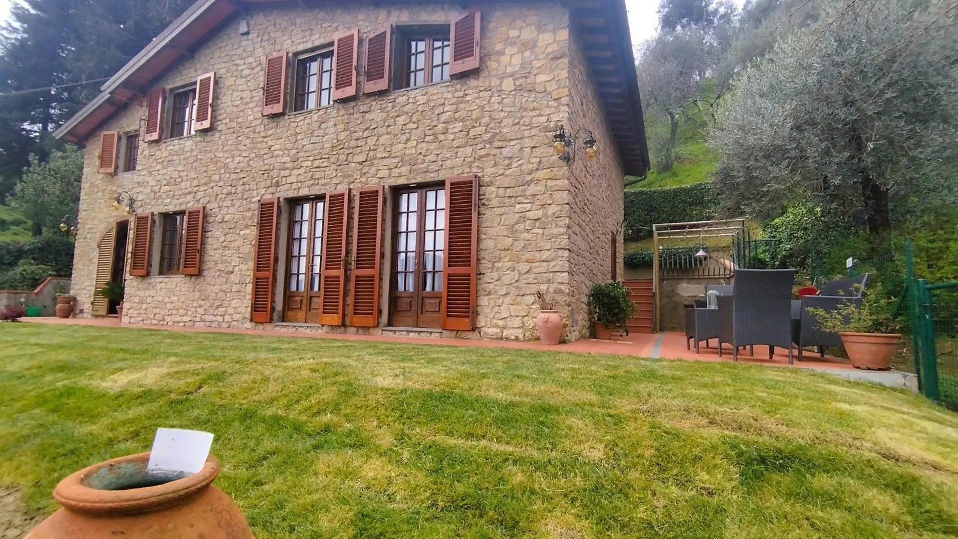 Villa Camelia Tuscany Pescia