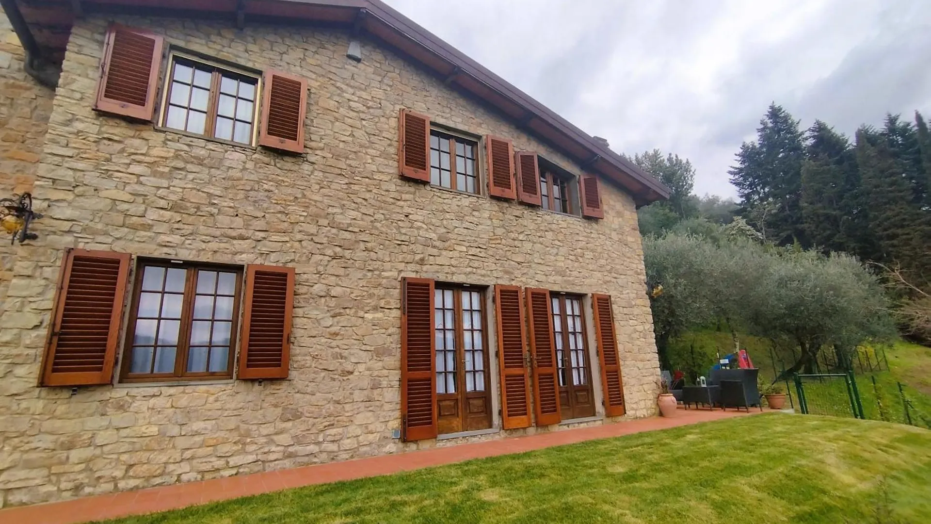 Villa Camelia Tuscany Pescia