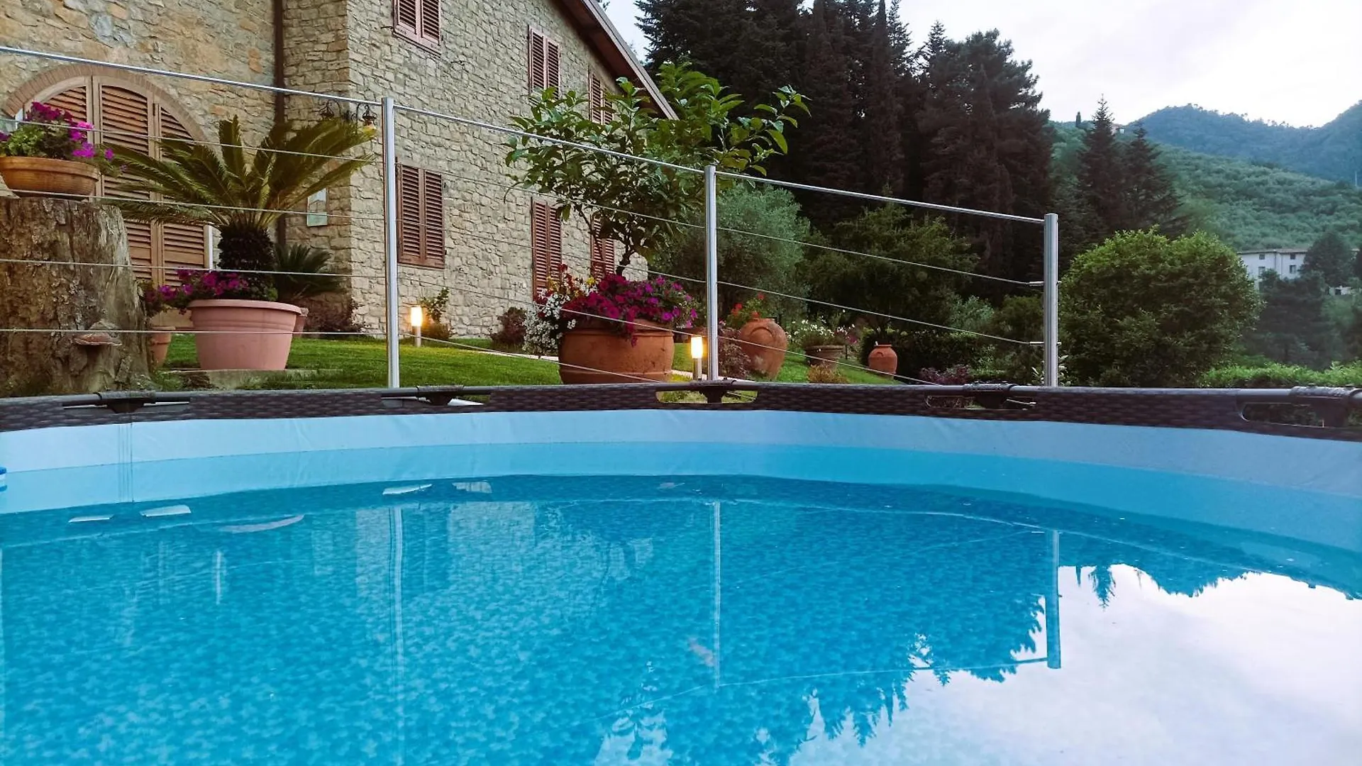 Villa Camelia Tuscany Pescia 0*,  Italy